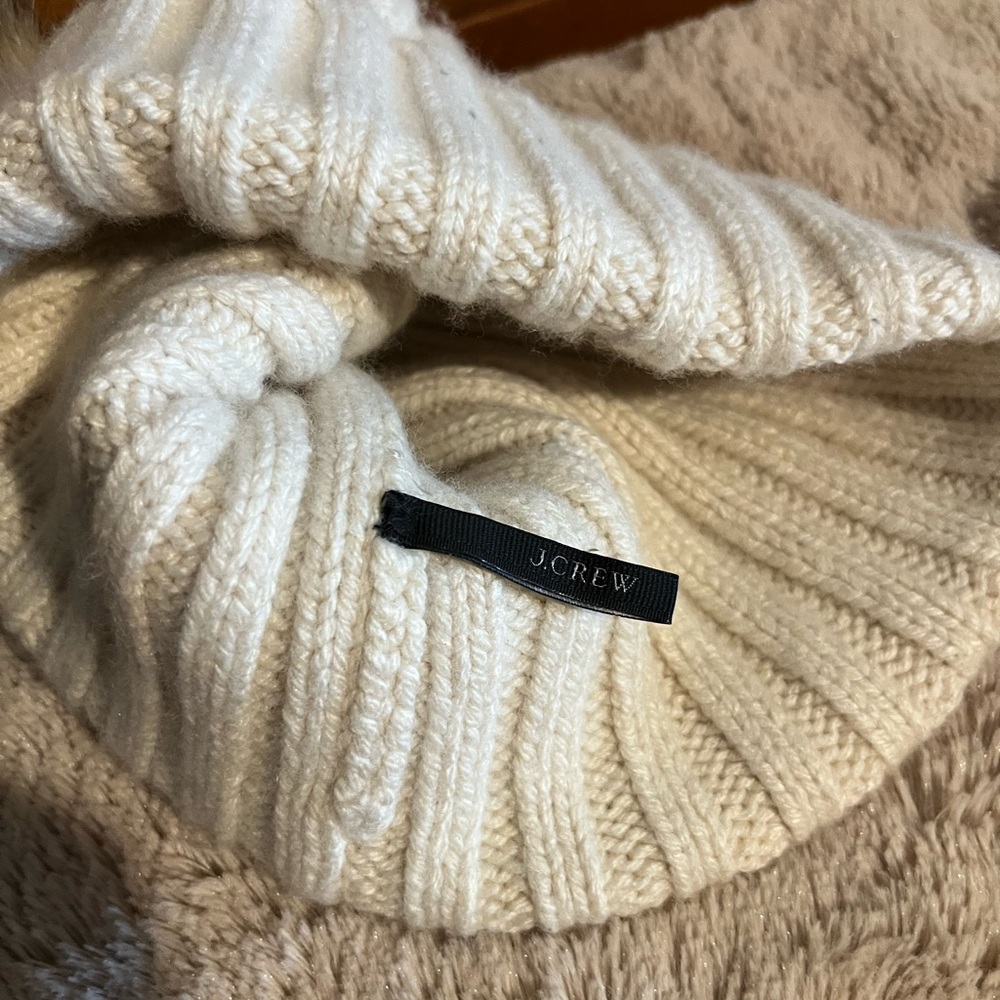 J. Crew Ivory Knit Beanie with Faux Fur Pom womens - Picture 4 of 6